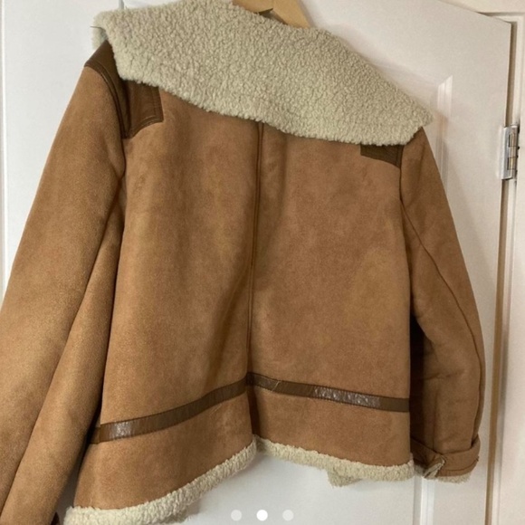 Suede Sherpa coat - Picture 3 of 3